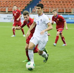 “Ağıllı insanlar üçün futbol çox rahat oyundur” (Müsahibə)